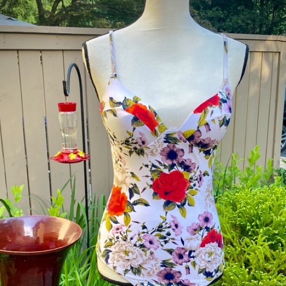 CUPSHE — S.🌹Beautiful One-Piece Swimsuit, ADORNED with Roses!🌹SO Pretty —NWOT - Picture 7 of 12
